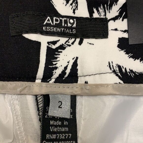 Womens Nwt Apt.9 Palm‎ Trees Chino Mid Rise Shorts - Picture 5 of 7